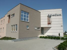 firma Sibud wybudowa�a budynek ADVACOM